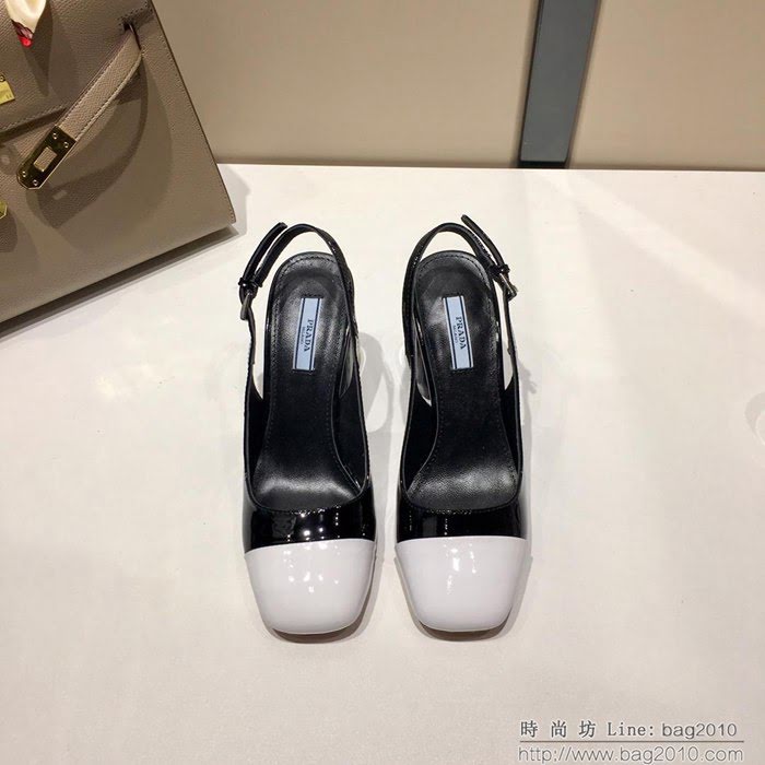 PRADA普拉達 2019早春新款 粗跟女涼鞋 牛皮面 綿羊皮內裏墊腳 高跟單鞋  ljl1470